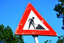 Opravy ulic v Hořovicích: Uzavřená Vrbnovská, Husovo náměstí i část Komenského Opravy ulic v Hořovicích: Uzavřená Vrbnovská, Husovo náměstí i část Komenského