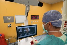 Revoluce v ortopedii: Hořovická nemocnice provedla první operace s robotem Velys Revoluce v ortopedii: Hořovická nemocnice provedla první operace s robotem Velys