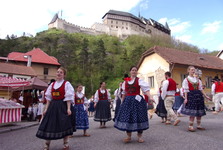 Staročeské máje 2026: Folklorní program nabídne soubory z Čech, Moravy i Slovenska Staročeské máje 2026: Folklorní program nabídne soubory z Čech, Moravy i Slovenska